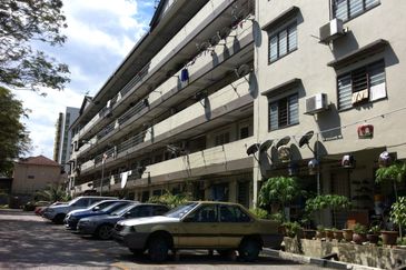 Subang Perdana Goodyear Court 2