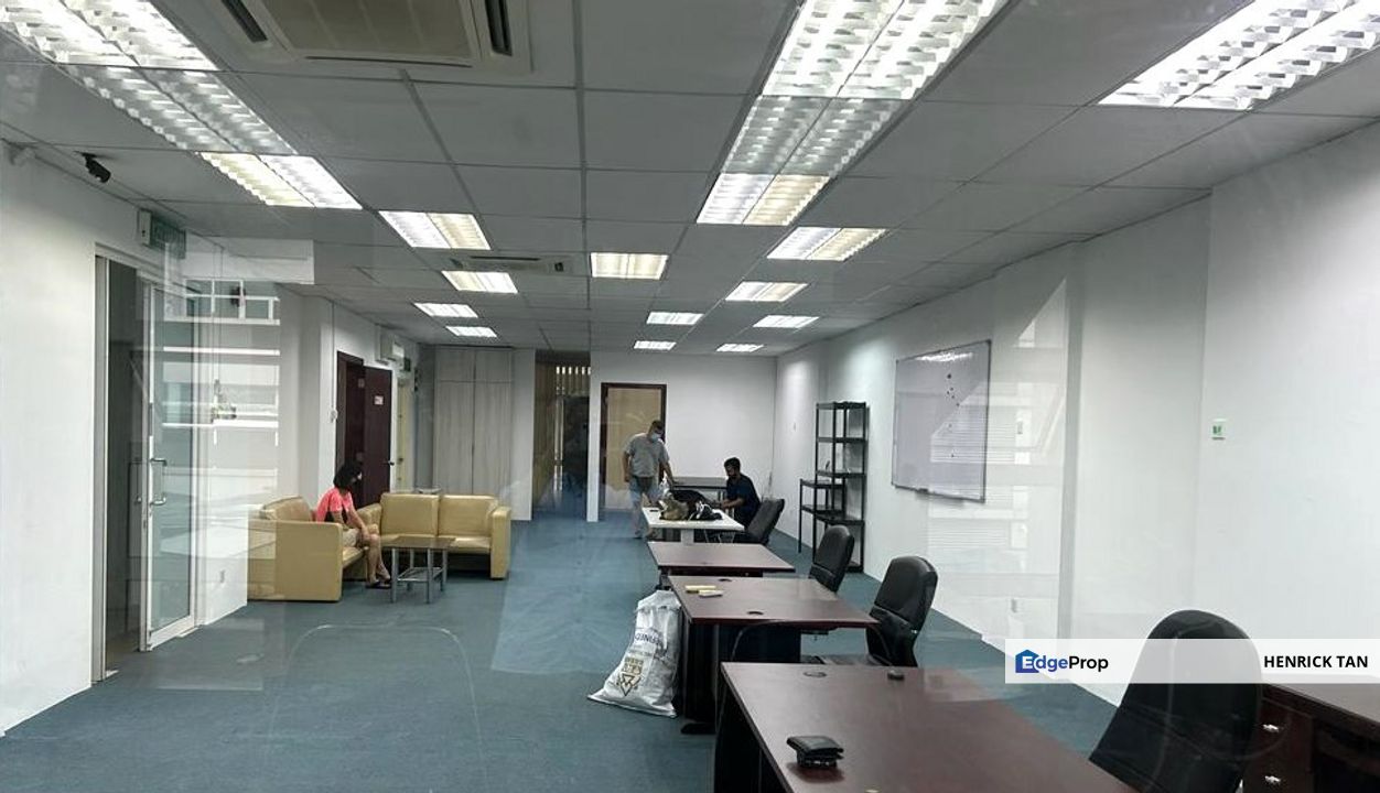 IOI Boulevard Puchong, Fully furnished, Renovated Office, 24-hr security, With lift, Selangor, Puchong