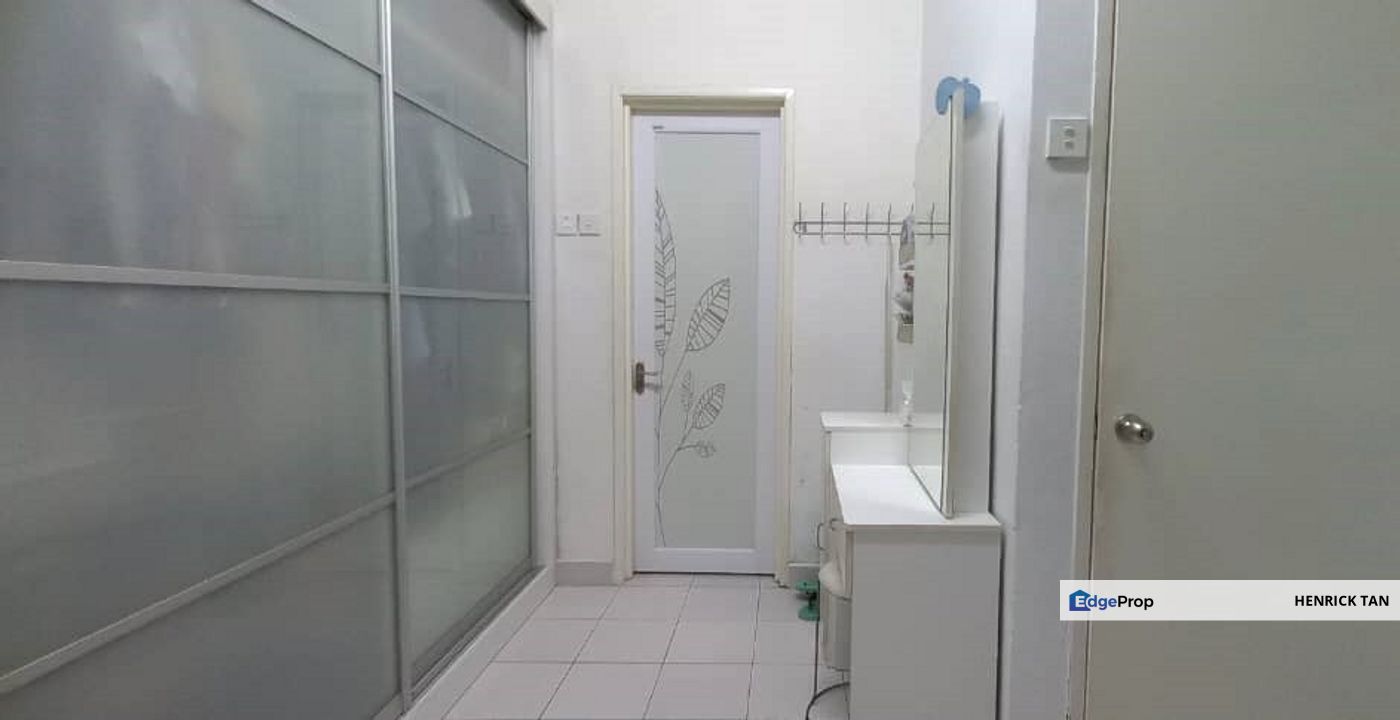 Low Floor, 5min to Taylor Lakeside Campus, Non Bumi lot, Selangor, Bandar Sunway