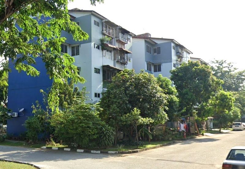 Flat PKNS, Seksyen 18