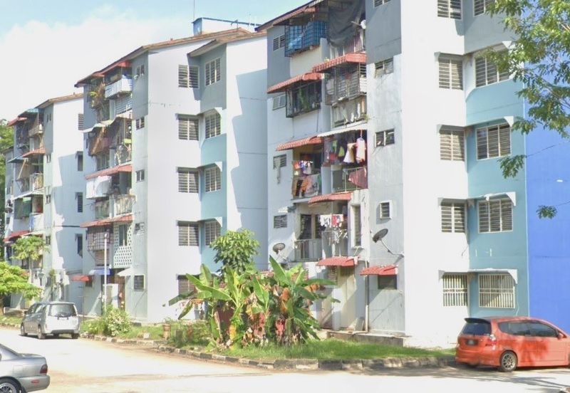 Flat PKNS, Seksyen 18