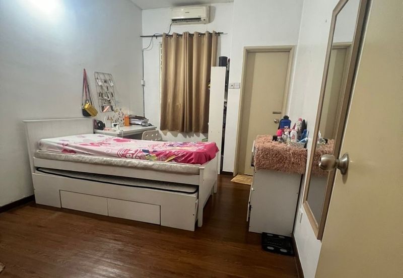 Prima Impian, 20x70sf, Double Storey House, Partly Renovated, Gated Guarded