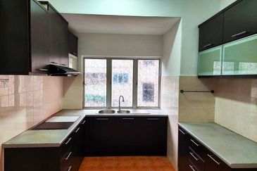 D Puncak Suasana Apartment