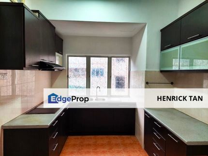 100% Loan, 2nd floor, 2carpark, Build in kitchen cabinet, Wardrobe, Selangor, Cheras