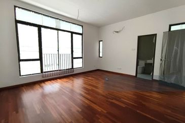 Legasi 2 , Bandar Kinrara