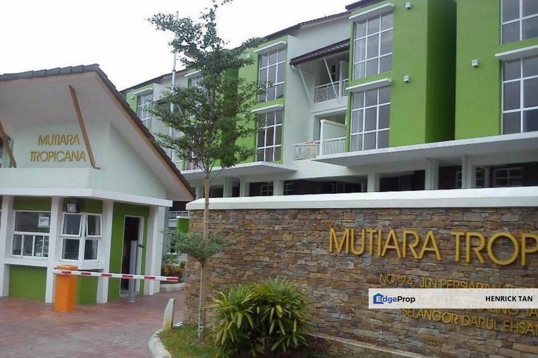Mutiara Tropicana Townhouse, 3 Storey Town house (Upper Unit), Build up 2790 sqft, 5 bedrooms, Selangor, Tropicana