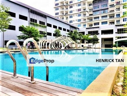Walking distance to LRT, Below Market Price, Facing Swimming Pool, Selangor, Puchong