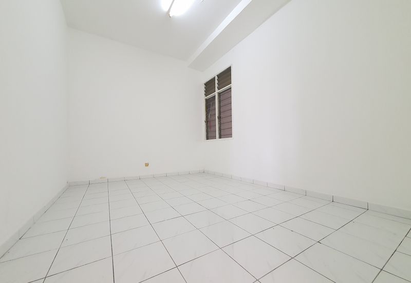 Pangsapuri Lagoon Perdana