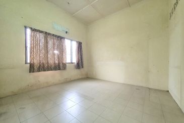 Paramount Garden (Taman Paramount)