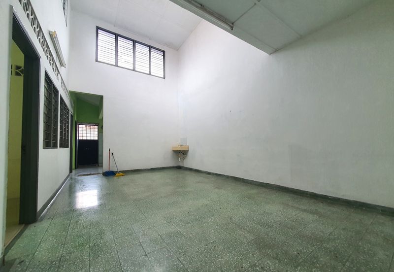 Paramount Garden (Taman Paramount)