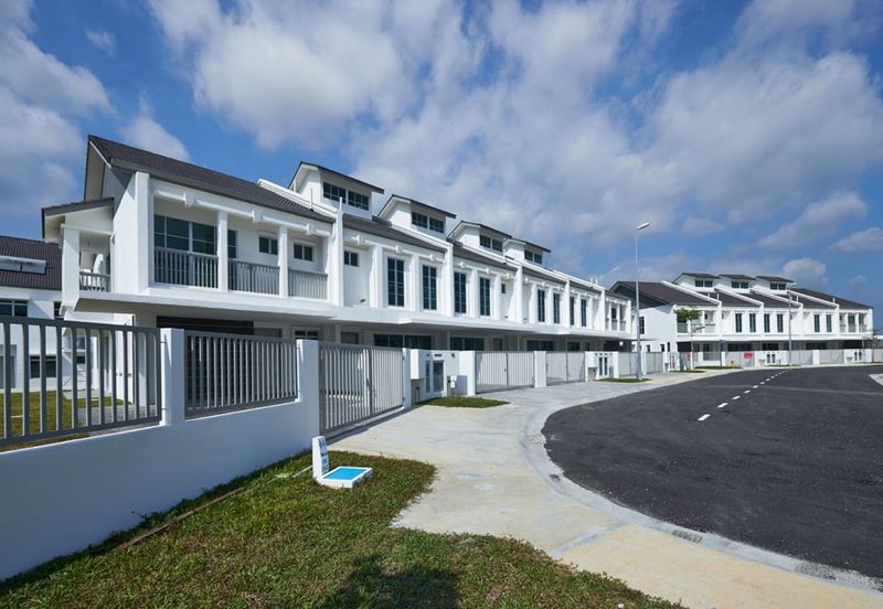 Tropicana Aman Bayan Residences