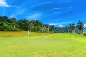 Kelab Golf Bukit Beruntung