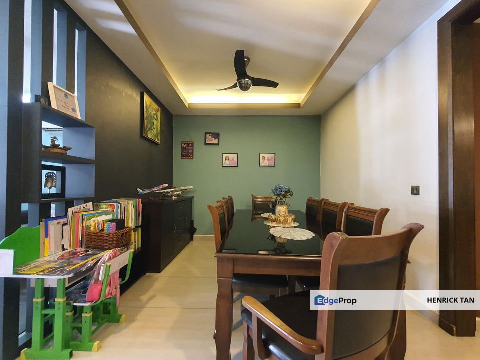 Sri Suria Bukit Rimau, Fully Renovated, 22x75sf, Kitchen Fully Extended, With club house, Selangor, Shah Alam