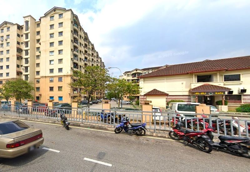Pangsapuri Perdana, Seksyen 13
