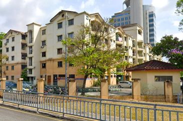 Pangsapuri Perdana, Seksyen 13