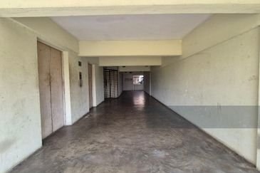 Pangsapuri Perdana, Seksyen 13