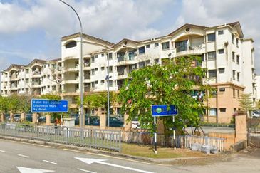 Pangsapuri Perdana, Seksyen 13