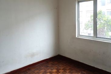 Subang Perdana Goodyear Court 10