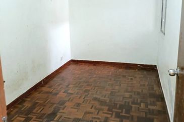 Subang Perdana Goodyear Court 10