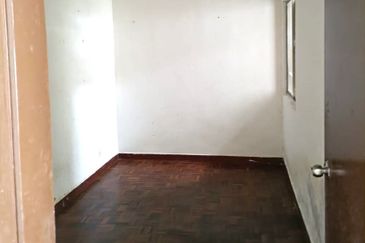 Subang Perdana Goodyear Court 10