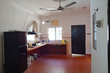 Taman Dato Hormat, Telok Panglima Garang