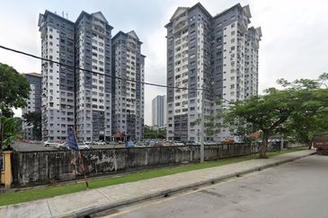Taman Sri Murni Fasa 2 Aparment