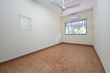 Taman Sri Subang PJS 10