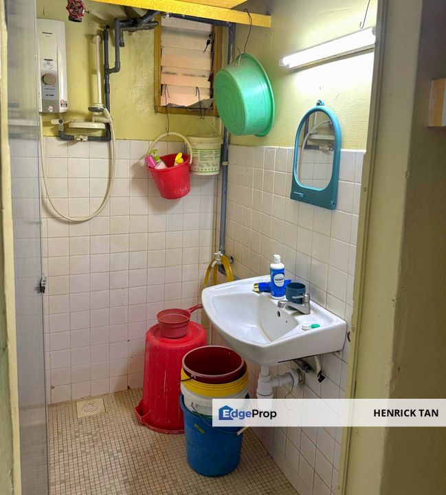 Flat Taman Sri Sentosa, Jalan klang lama, Kuala Lumpur, Jalan Klang Lama (Old Klang Road)