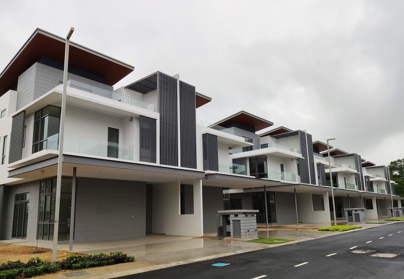 Broadleaf Residences, Hometree