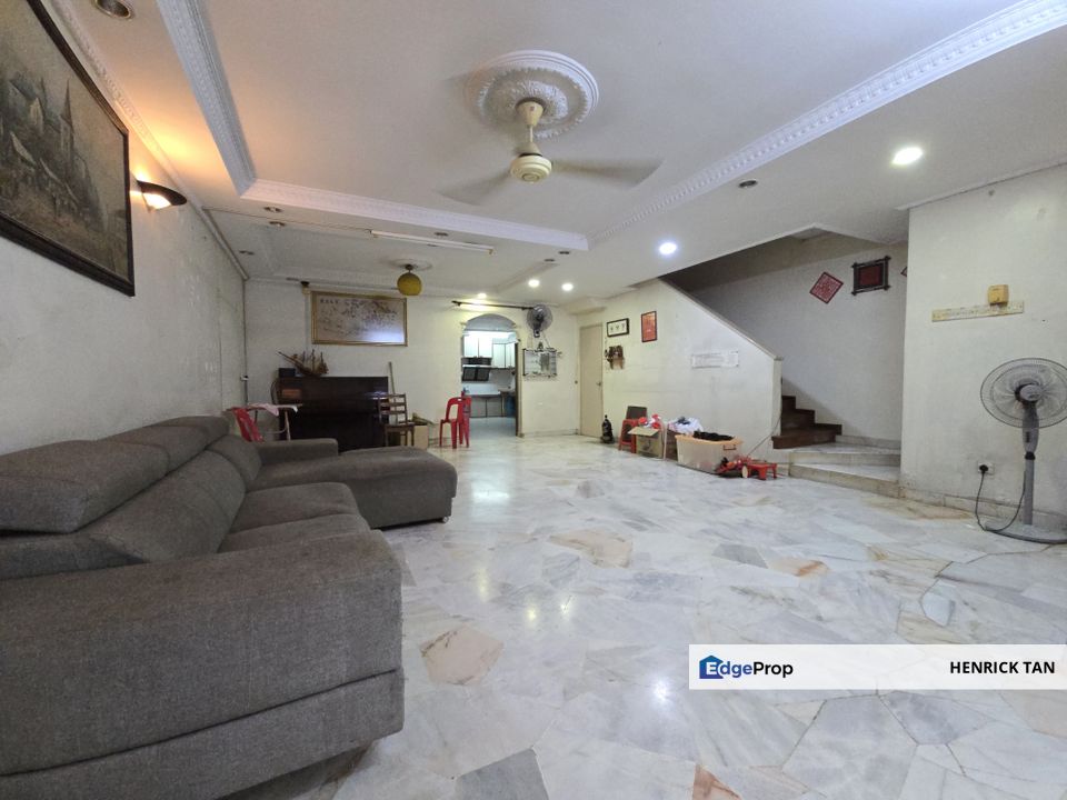 PJS 5 Taman Desaria, Double Storey, 22x70sf, Renovated Kitchen fully extended, Selangor, Petaling Jaya