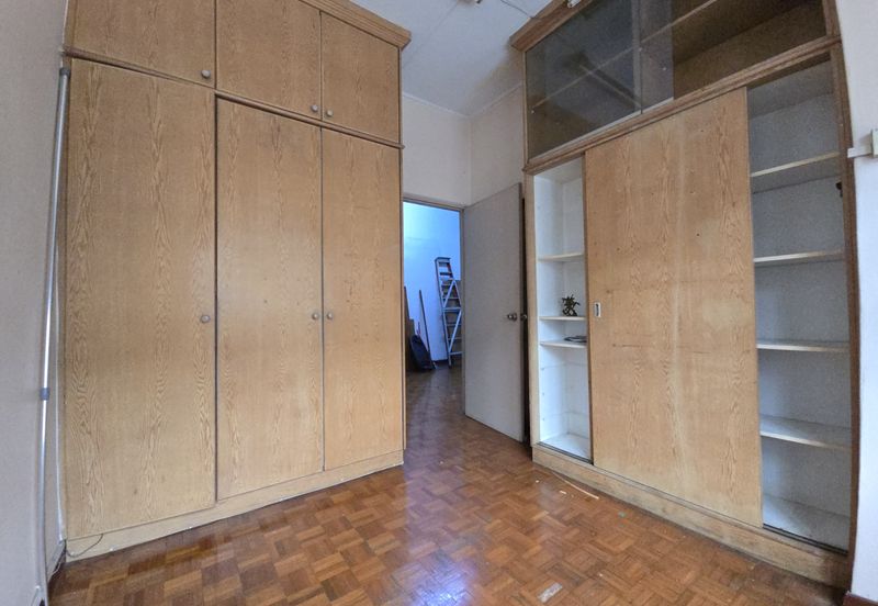 PJS 5 Taman Desaria, Double Storey, 22x70sf, Renovated Kitchen fully extended