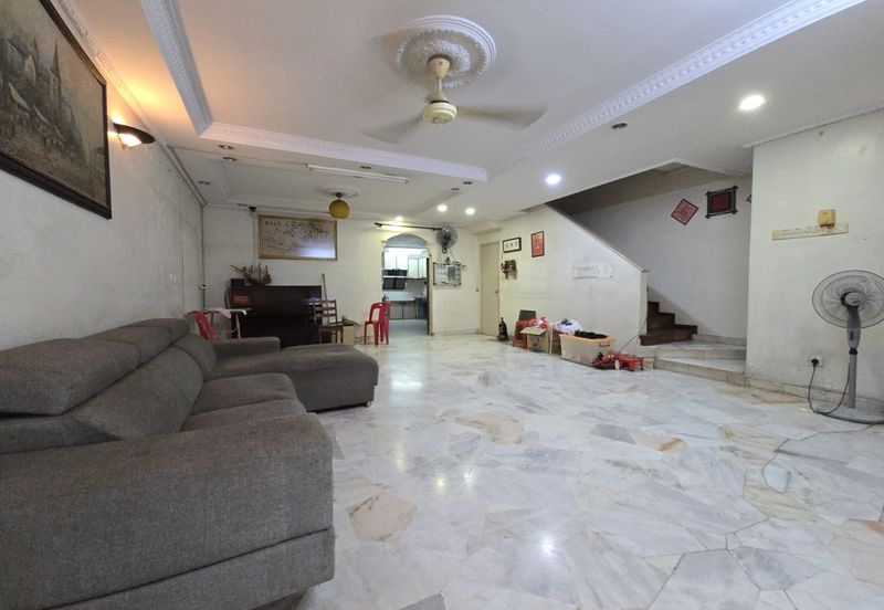 PJS 5, Taman Desaria, Double Storey, 22x70sf, Renovated and kitchen fully extended