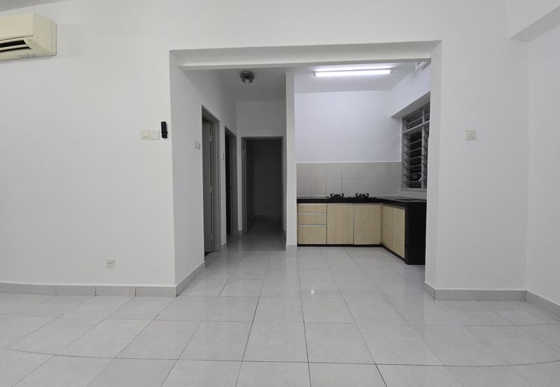 Main Place Residence