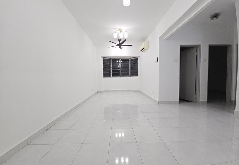 Main Place Residence