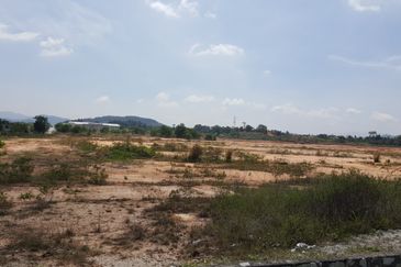 Heavy and Medium Industry land 3ac, 6ac and more, Nilai, Seremban 2, Senawang , Seremban