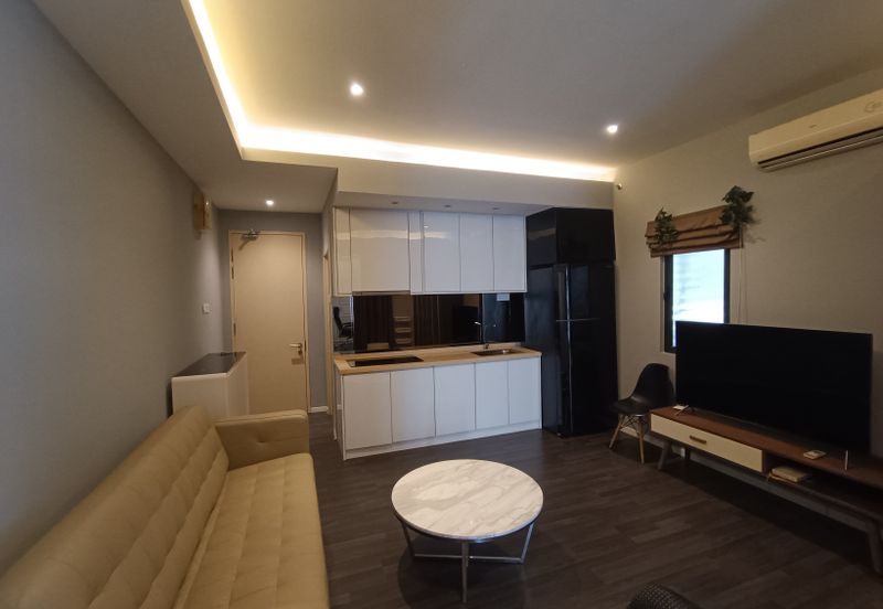 V12 Sovo (Menara Suria)