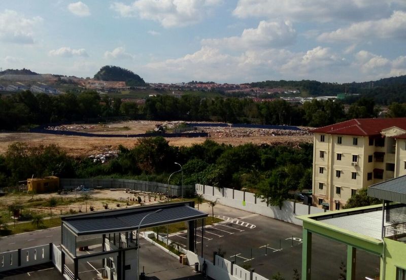 Green Suria Apartment