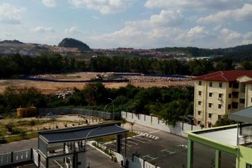 Green Suria Apartment