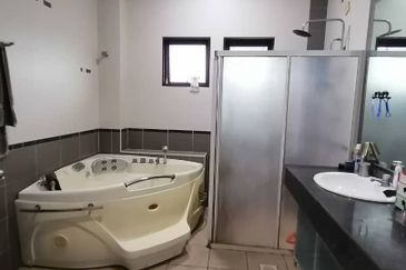 Bandar Mahkota Cheras