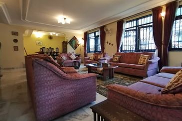 FREEHOLD Bungalow Located @ Cheras