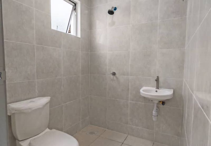 FREEHOLD LANDED Property