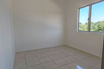 FREEHOLD LANDED Property