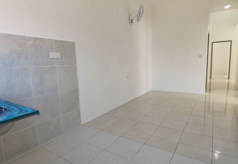 FREEHOLD LANDED Property