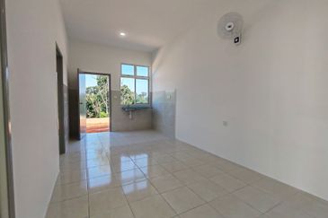 FREEHOLD LANDED Property