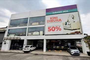 3 Storey Corner Shop Lot-Facing NPE Highway, Bandar Sunway @ Subang Jaya