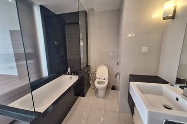 Dua Sentral Residential Tower