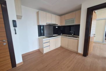 Dua Sentral Residential Tower