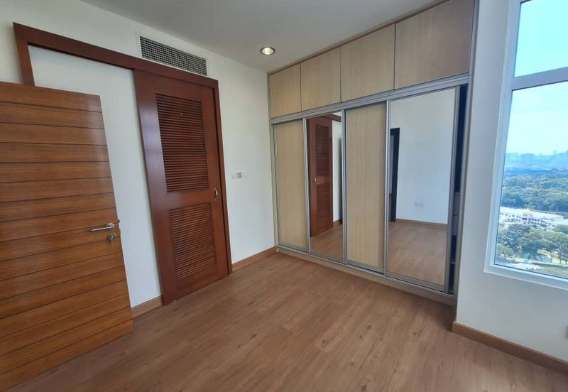 Dua Sentral Residential Tower