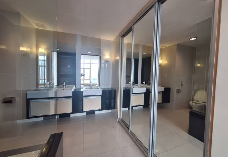 Dua Sentral Residential Tower