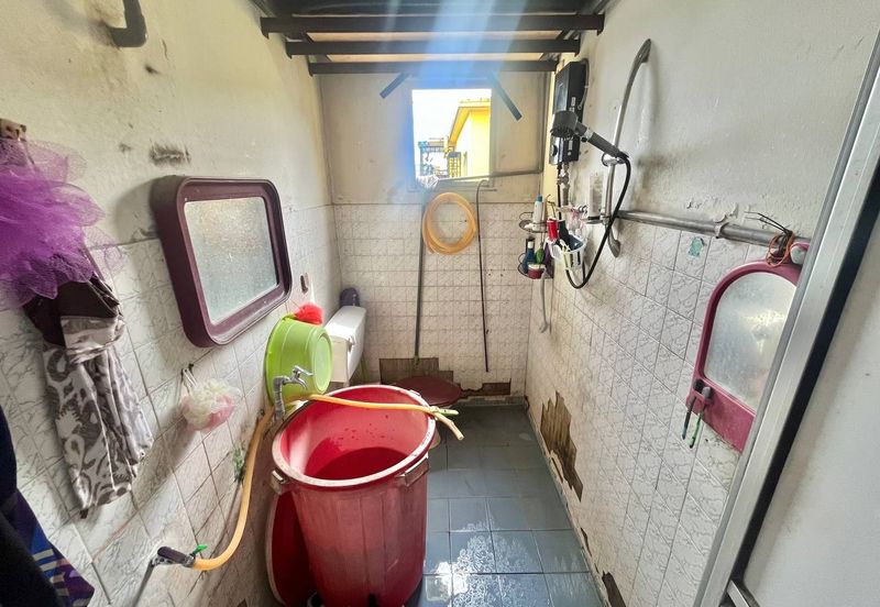 Menara Merak Kayangan